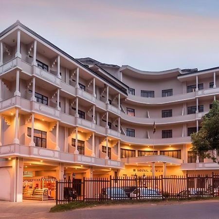 Devon Hotel Κάντι Εξωτερικό φωτογραφία