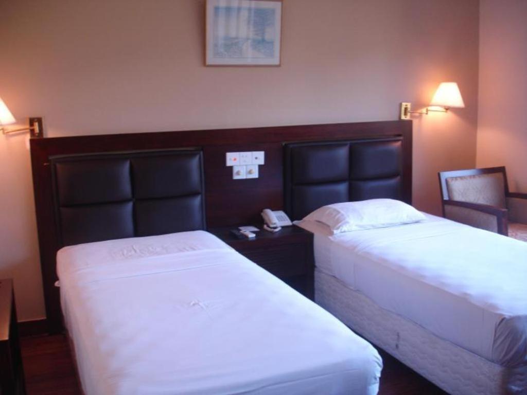 Devon Hotel Κάντι Εξωτερικό φωτογραφία
