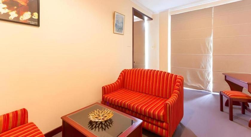 Devon Hotel Κάντι Εξωτερικό φωτογραφία